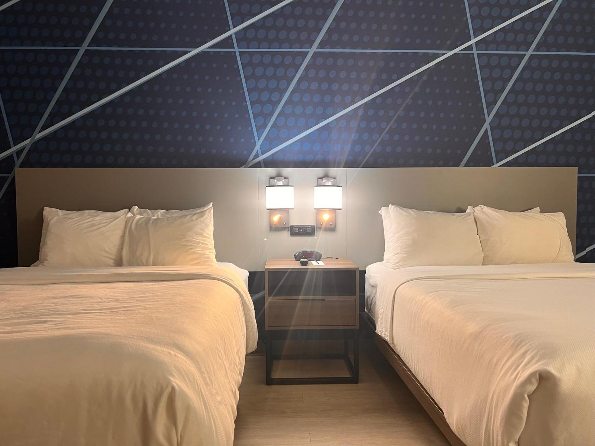 Comfort Suites Louisville Airport Eksteriør billede