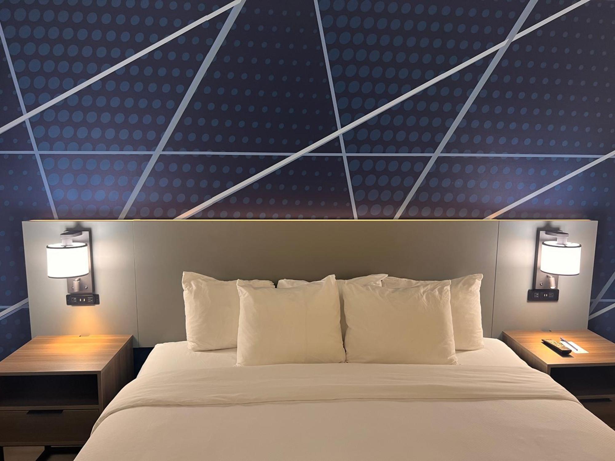 Comfort Suites Louisville Airport Eksteriør billede