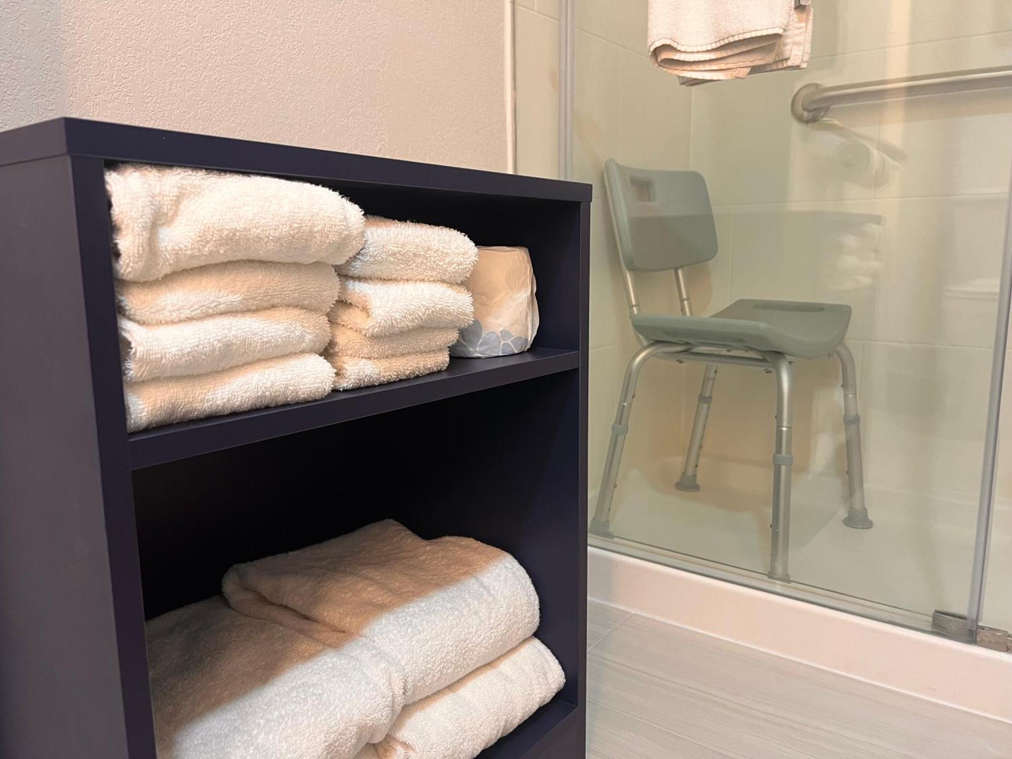 Comfort Suites Louisville Airport Eksteriør billede