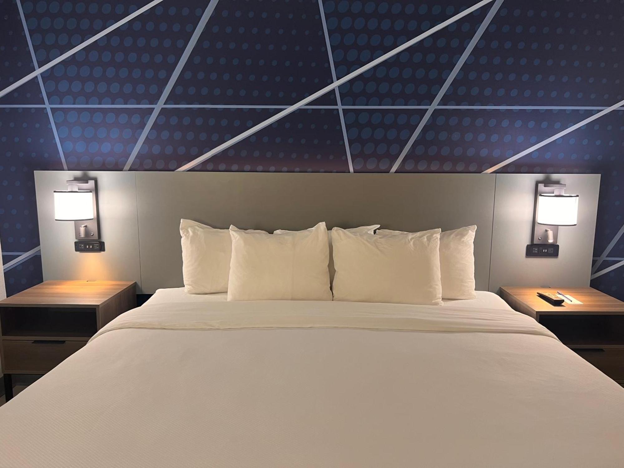 Comfort Suites Louisville Airport Eksteriør billede