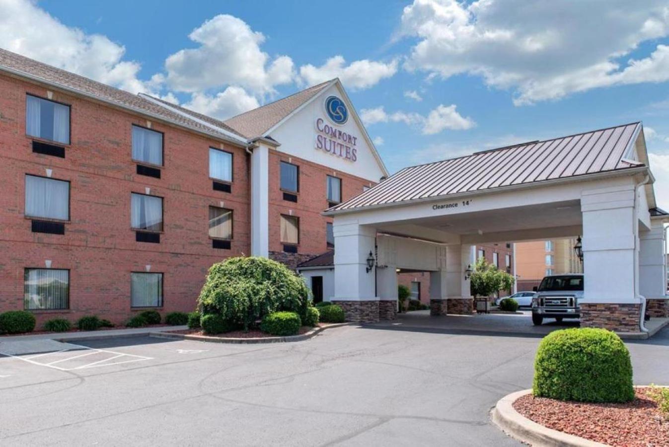 Comfort Suites Louisville Airport Eksteriør billede