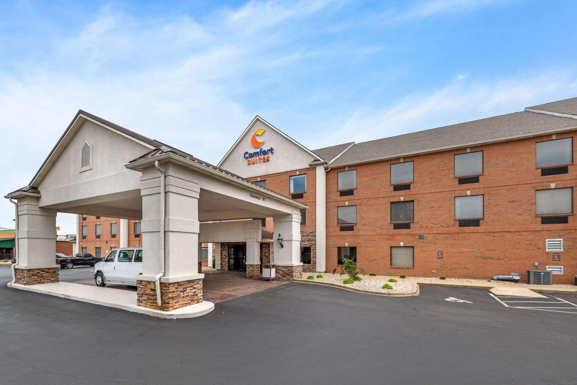 Comfort Suites Louisville Airport Eksteriør billede